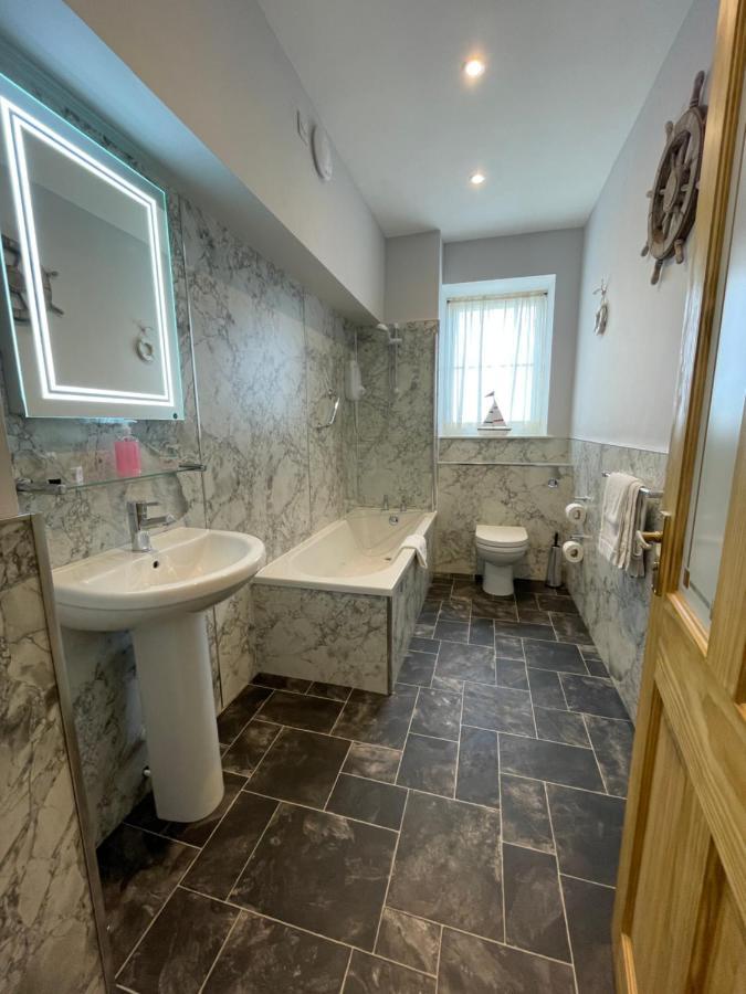 Chandlers Bnb Seahouses Extérieur photo